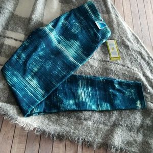 BNWT - Old Navy Full-length compression pants